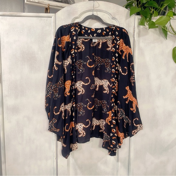 Anna & Ava Tops - Anna & Ava Leopard Animal Print Kimono Size OS